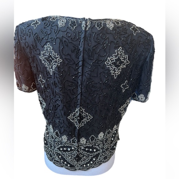 Stunning NWT Papell Boutique Short Sleeve Beaded Top Zip Up Back Size Large - Picture 3 of 5